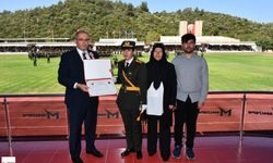 Şehit Ömer Halisdemir’in kızı teğmen oldu: Diplomasını Tokatlı Rektör Takdim Etti