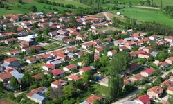 Paris Yada Barcelona Değil  Tokat’ın “Mükemmel Planlı” Köyü: Her Bir Sokağı  Cetvelle Çizilmiş Gibi!