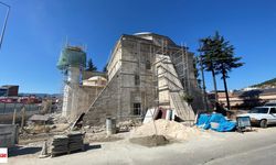 540 Yıllık Gülbahar Hatun Camii’nde Restorasyon Sürüyor: Minare Yeniden Yükseliyor