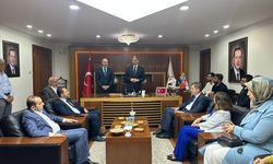 AK Parti'li Sırakaya, AK Parti Tokat İl Başkanlığı'nı ziyaret etti