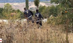 Tokat’ta film gibi kovalamaca: Kaçan göçmen konteyner altında yakalandı