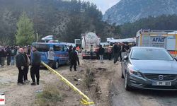 Katliam gibi kaza: 7 ölü, 7 yaralı