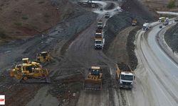 Tokat’ın 27 Kilometrelik Yolu Bitmeyi Bekliyor Reşadiye-Doğanşar Kavuşmak İçin Gün Sayıyor