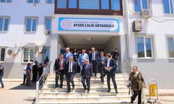 "Tüm Türkiye'nin Yüreği Yandı" Tokat Milletvekili, Saldırının Yaşandığı Okulda Konuştu