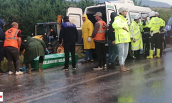 Midibüs devrildi: 4 ölü, 26 yaralı