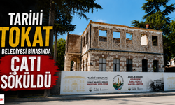 Tarihi Tokat Belediyesi Binasında Çatı Söküldü, Restorasyonda Kritik Aşamaya Geçildi