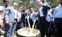 Reşadiye Kurt Gölü Eşsiz Doğası Ve Zengin Kültürüyle Festivalde Binlerce Kişiyi Buluşturdu