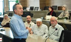 Rektör Yılmaz İlahiyat Öğrencilerini Ağırladı