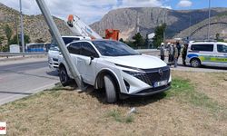 Amasya-Tokat Yolunda İtfaiye Aracı SUV’la Çarpıştı: Kaza Kamerada