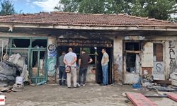 Lastik Tamircisi Alevlere Teslim Oldu