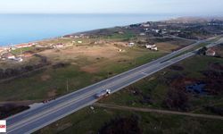 542 Kilometre 32 Tünel 263 Köprüden Oluşuyor 4 Büyükşehir 8 İli Birbirine Bağlıyor Zorlu Coğrafyaya Meydan Okuyor