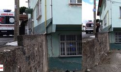 Duvarda otururken dengesini kaybetti: Hastaneden acı haber geldi