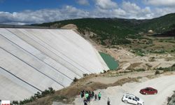 33 Bin Dekar Arazi İçin Yükseliyor 41,86 Milyon Metreküp Su Depolayacak Temelden 89,77 Metre Yüksekte Olacak
