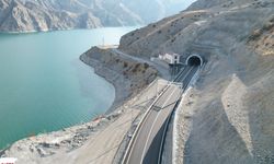 3 Bin 342 Metrelik Dev Proje 22 Keskin Virajı Tarihe Gönderdi 2 Bin 272 Metre Uzunluğunda Stratejik Kapıya Açılıyor