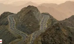 Bin Yıllık Kervan Yolunda 2 Bin 177 Metre Rakımda Tam Bir Mühendislik Harikası 90’dan Fazla Virajı Var