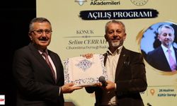 Tokat’ta Öğretmen Akademileri’nde “İyi İnsan Olmak” Söyleşisi Düzenlendi