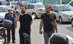 Günün Anlamı Onun Oldu Sırtındaki Yüke Rağmen Tören Boyunca Saygı Duruşunda Bulundu