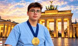 Tokatlı Öğrenci Matematikte Dünya Zirvesinde: Berlin’den Altın Madalyayla Döndü