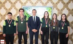 Erbaa’da Çevre Bilgi Yarışması Heyecanı: Zirve Fatih Anadolu Lisesi’nin!