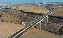 5 İl Buradan Bağlanıyor Güney Çevre Yolunun Önemli Bir Geçişi Oluşturuyor 330 Metre Uzunluk 160 Metre Orta Açıklığı Var