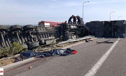 Tır ile Yolcu Otobüsü Çarpıştı: 4 Ölü, Çok Sayıda Yaralı Var