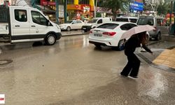 Tokat'ta Gökyüzü Bir Anda Karardı! Sağanak Yağış Etkili Oldu