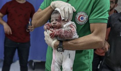 İsrail'in Gazze Saldırılarında Her 10 Dakikada Bir Çocuk Yaşamını Yitiriyor