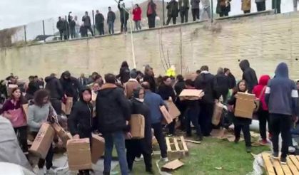 1 TL’lik sehpalar izdihama neden oldu