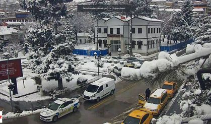 Kar Yağışı Tokat’ta Hayatı Yavaşlattı! Caddelerde Sessizlik Hakim