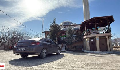 Süperman İmam! Hareket Eden Otomobili Elleriyle Durdurdu