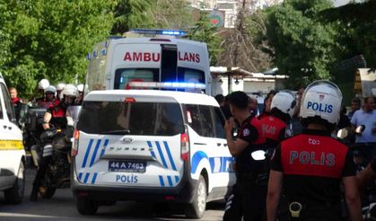 Cinnet geçiren baba, eşini ve kızını öldürdü