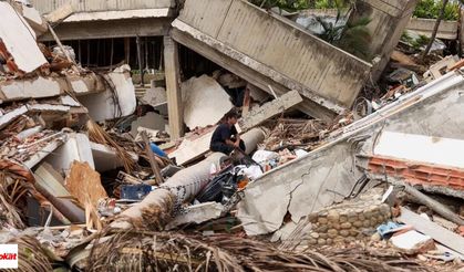 Deprem felaketi büyüyor, can kaybı 3 bine dayandı