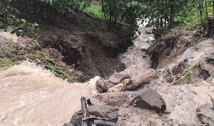 Tokat’ın Komşu İlçesi Korgan’da Etkili Olan Yağış Heyelana Yol Açtı