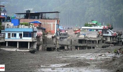 Nepal'deki sel felaketinde can kaybı 547'ye yükseldi