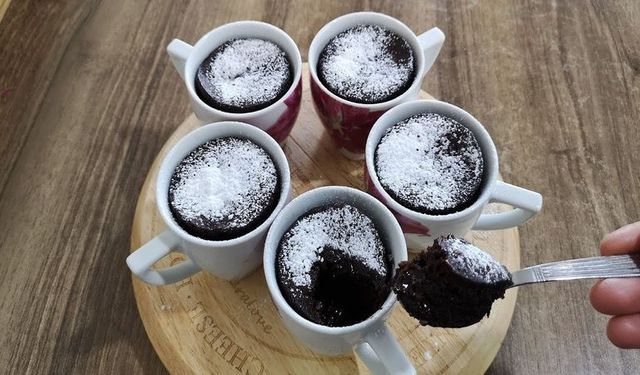 15 Dakikada Hazır: Pratik ve Lezzetli Bardakta Sufle Tarifi