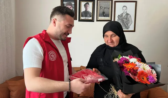 Şehit Annesi Unutulmadı: Tokat'tan Yürekleri Isıtan Anneler Günü Ziyareti