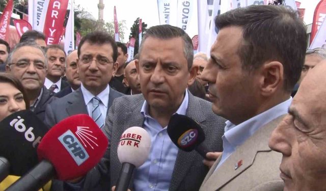 CHP Genel Başkanı Özel ve İBB Başkanı İmamoğlu Saraçhane’de