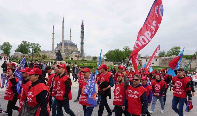 Edirne’de 1 Mayıs İşçi Bayramı coşkuyla kutlandı