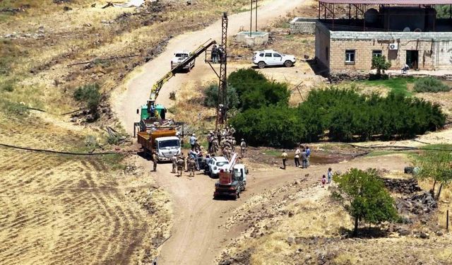 Mardin’de kaçak elektrik kullanımına jandarma destekli müdahale