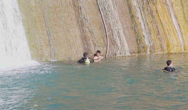 Osmaniye’de sulama bendinde mahsur kalan genci dalgıçlar kurtardı