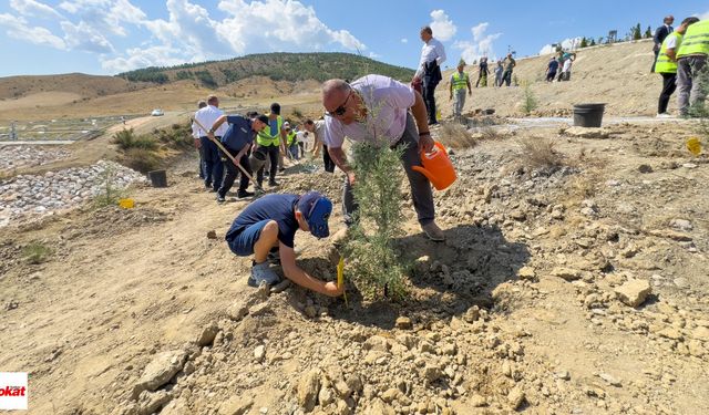 Turhal'da  102 Yılın Anısına 102 Fidan