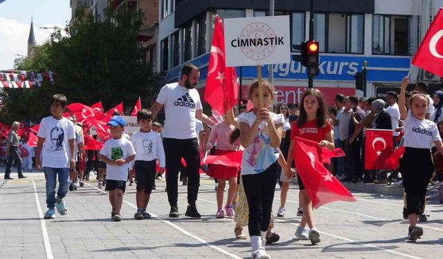 30 Ağustos Zafer Bayramı’nın 102’inci yılı Burdur’da coşku ile kutlandı