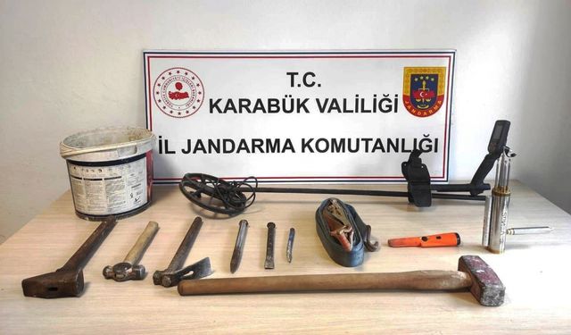 Karabük'te kaçak kazı yapan 5 zanlı yakalandı