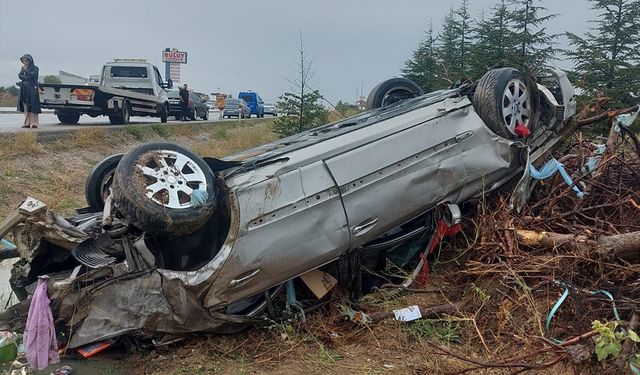 Yozgat’ta devrilen otomobildeki 1 kişi öldü, 3 kişi yaralandı