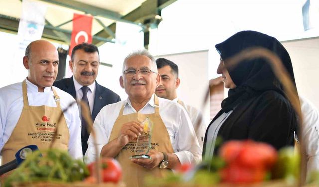 Başkan Büyükkılıç: "1 ton sucuk döner ile bir ilke imza atıyoruz"