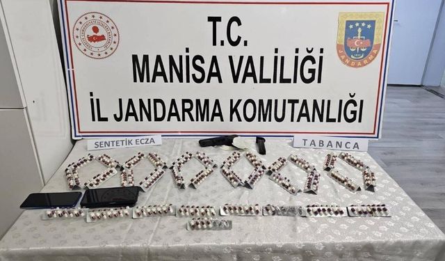 Jandarma uyuşturucu tacirlerine göz açtırmıyor