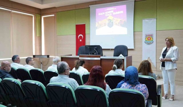 Tarsus’ta belediye meclis üyeleri ’kadına yönelik şiddet’ konusunda bilgilendirildi