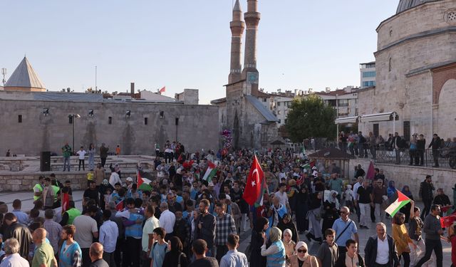 Sivas'ta, İsrail'in Filistin'e yönelik saldırıları protesto edildi