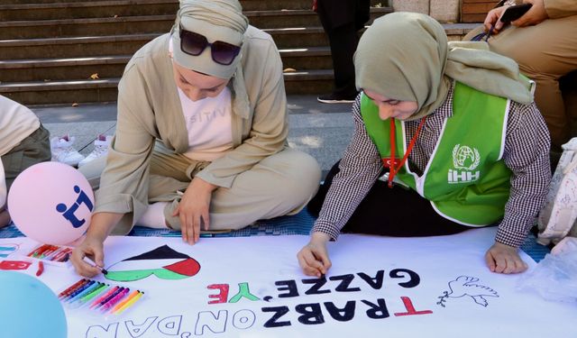 Trabzon ve Ordu'da "Filistinli Çocuklar için Çiz" etkinliği düzenlendi