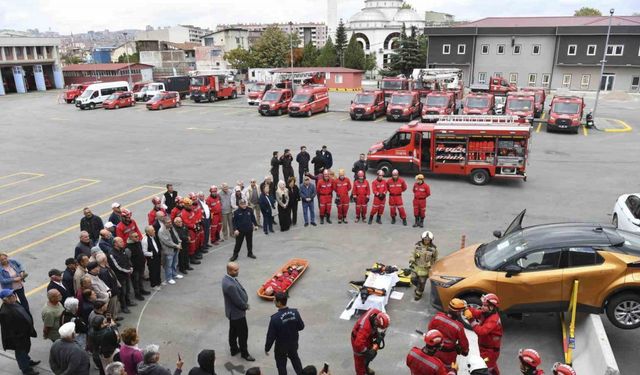 Ankara İtfaiyesi’nden ABB’nin Emekli Lokali üyelerine eğitim ve tatbikat